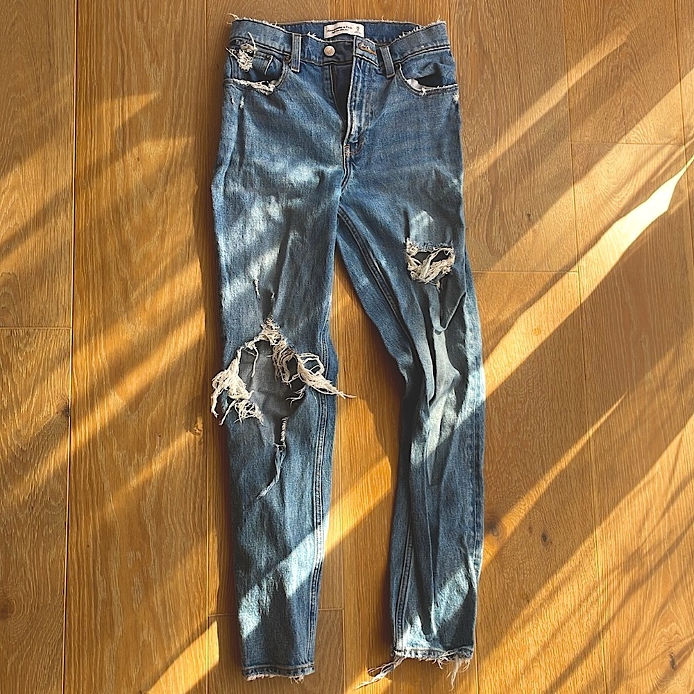 Abercrombie High Rise Mom Jean Distressed